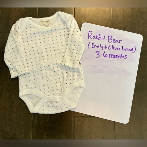 Rabbit + Bear Black and Red X’s and O’s long sleeve bodysuit - Picture 1 of 3